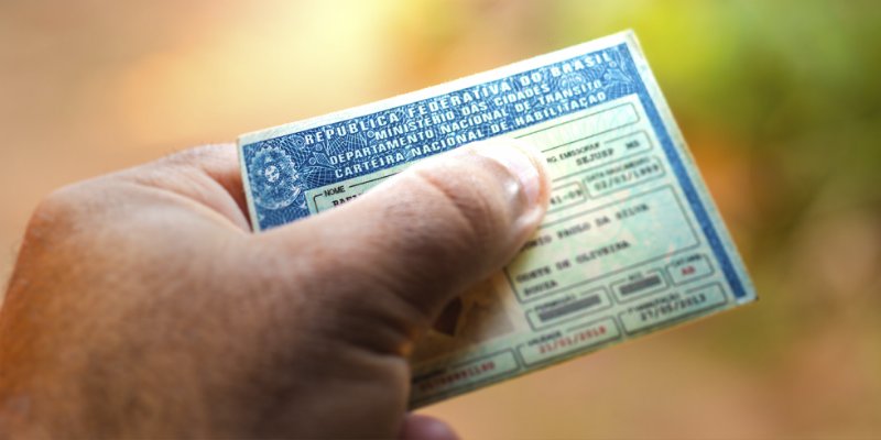Motoristas sem infrações no último ano podem se inscrever no cadastro positivo
